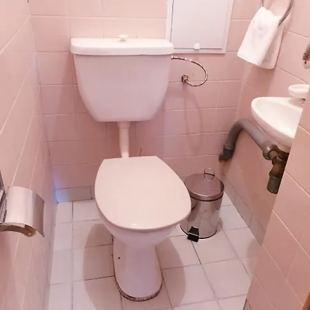 за братя миладинови 1 Apartmán